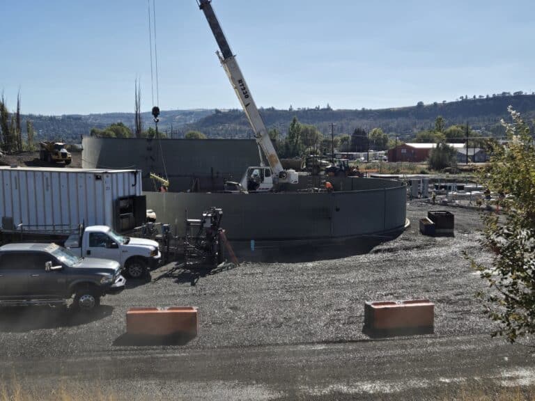 Dalles Riverside Reservoir construction, photo 12 of 21