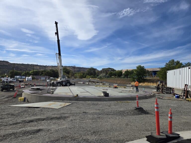 Dalles Riverside Reservoir construction, photo 15 of 21