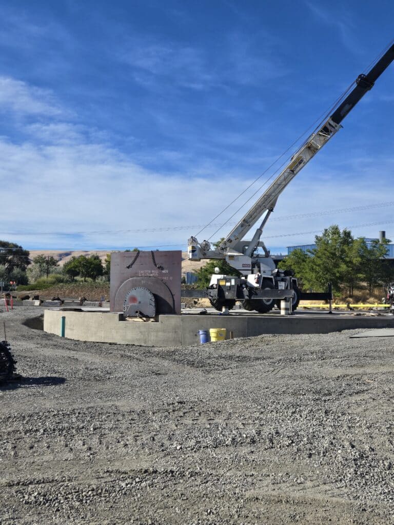 Dalles Riverside Reservoir construction, photo 17 of 21